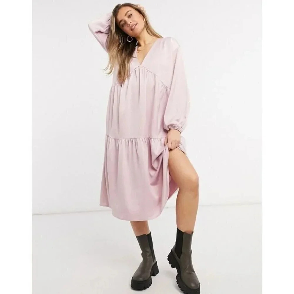LOLA MAY  | TIERED DRESS WITH VOLUME SLEEVES IN DUSTY PINK